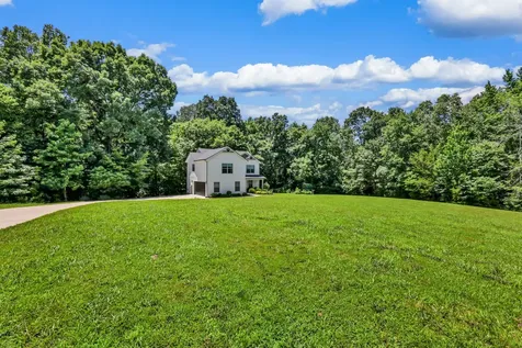 109 Hummingbird Meadows Road Palmyra TN 37142