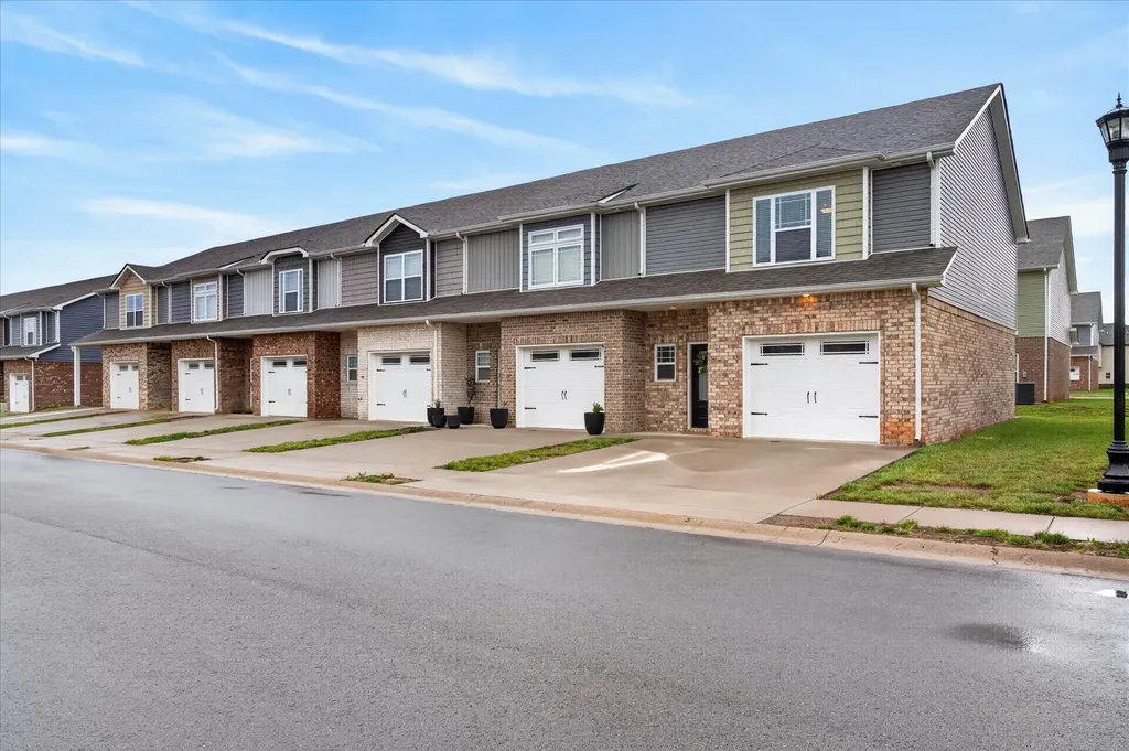 341 Fallow Circle Clarksville TN 37040