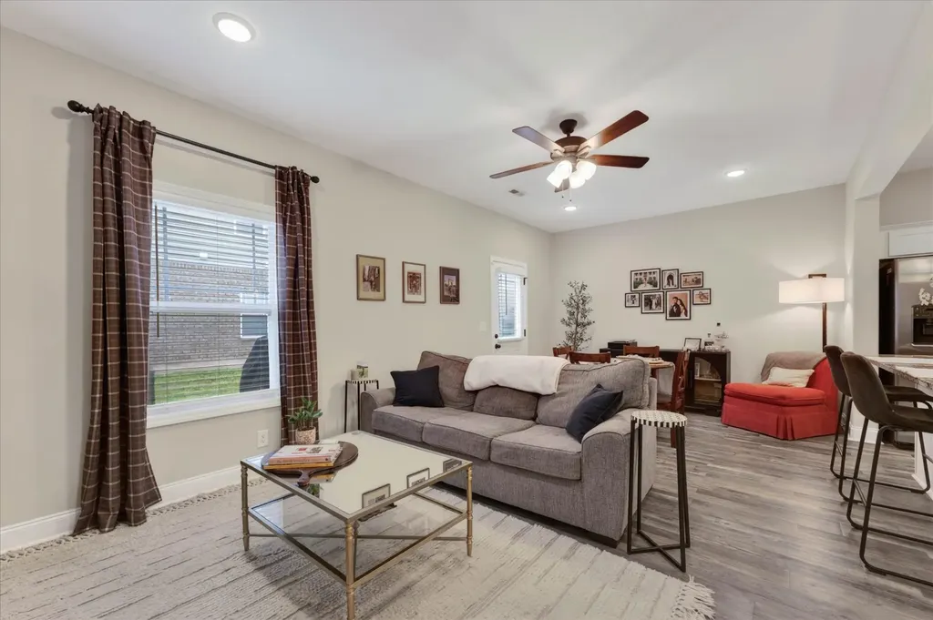 341 Fallow Circle Clarksville TN 37040