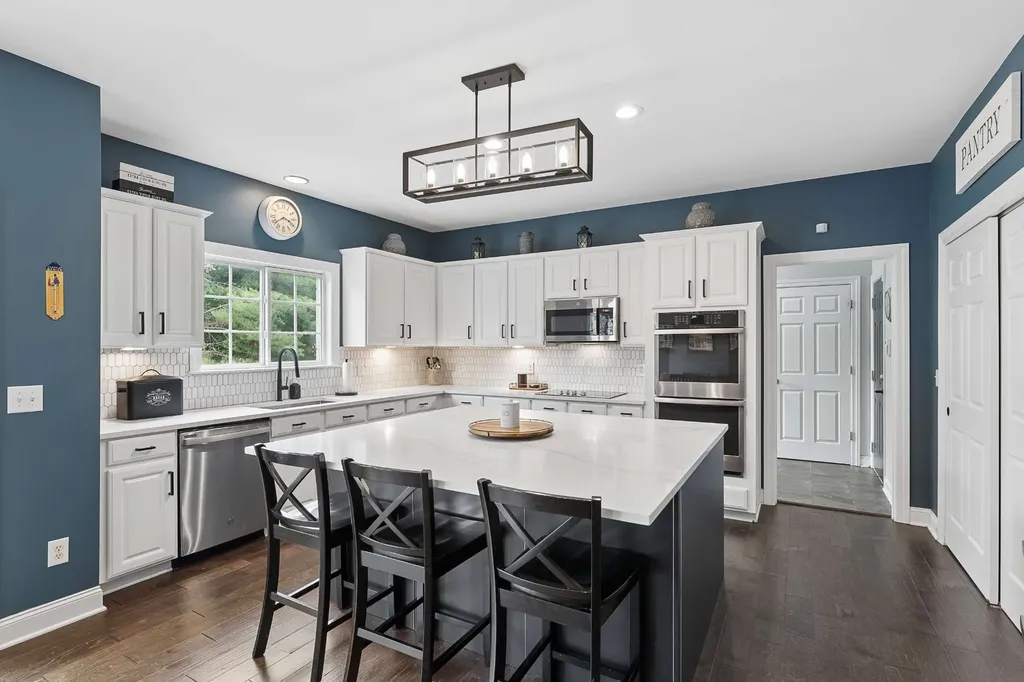 1206 Broadmoor Circle Franklin TN 37067