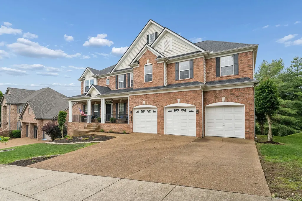 1206 Broadmoor Circle Franklin TN 37067