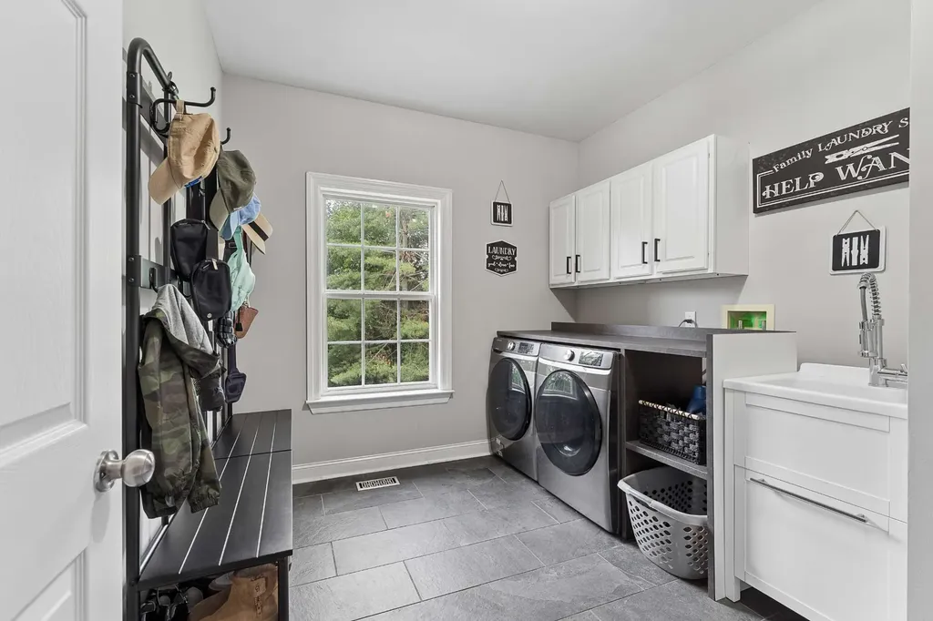1206 Broadmoor Circle Franklin TN 37067