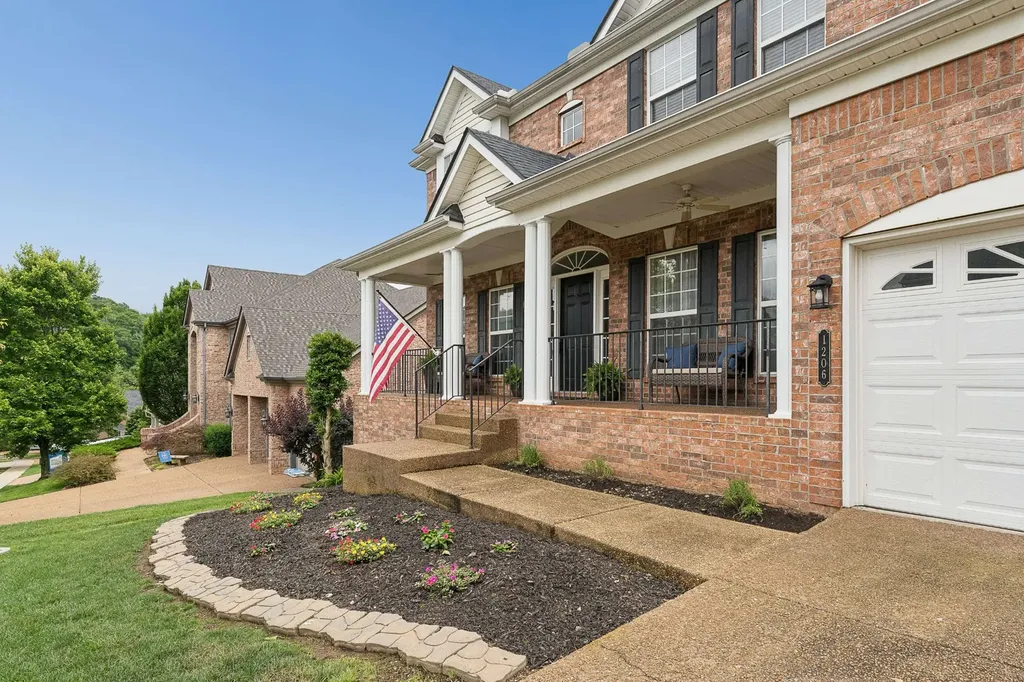 1206 Broadmoor Circle Franklin TN 37067