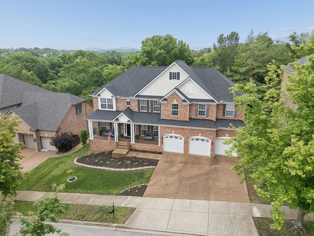 1206 Broadmoor Circle Franklin TN 37067