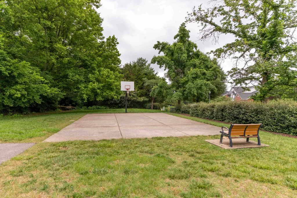 1206 Broadmoor Circle Franklin TN 37067