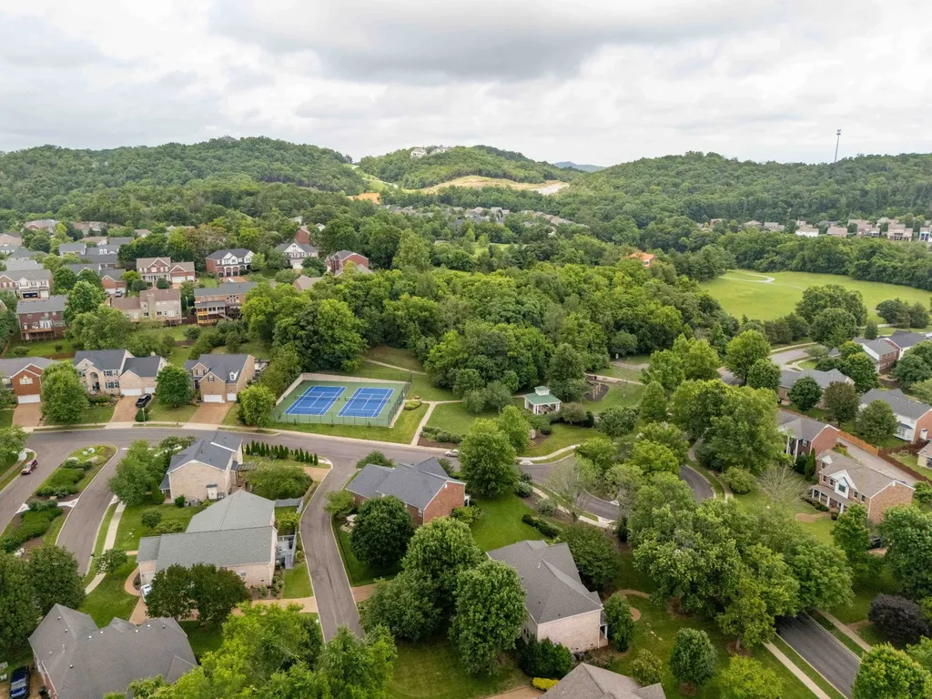 1206 Broadmoor Circle Franklin TN 37067
