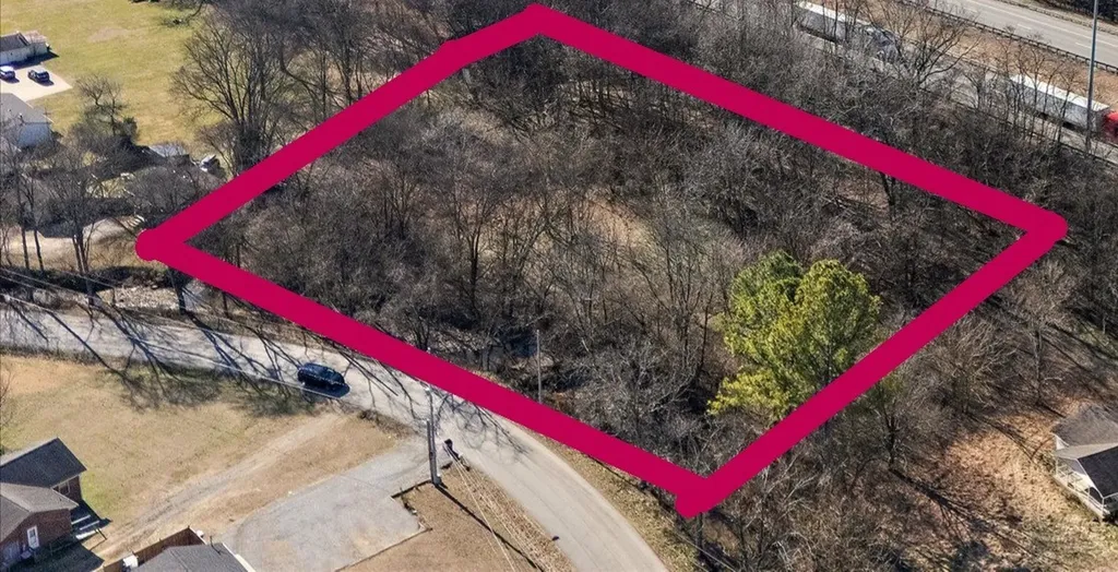 1105 Slaters Creek Road Goodlettsville TN 37072