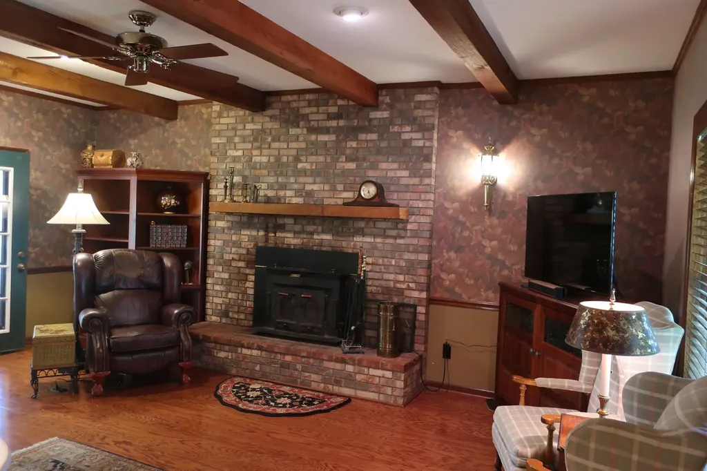 196 Hickory Lane Fulton KY 42041