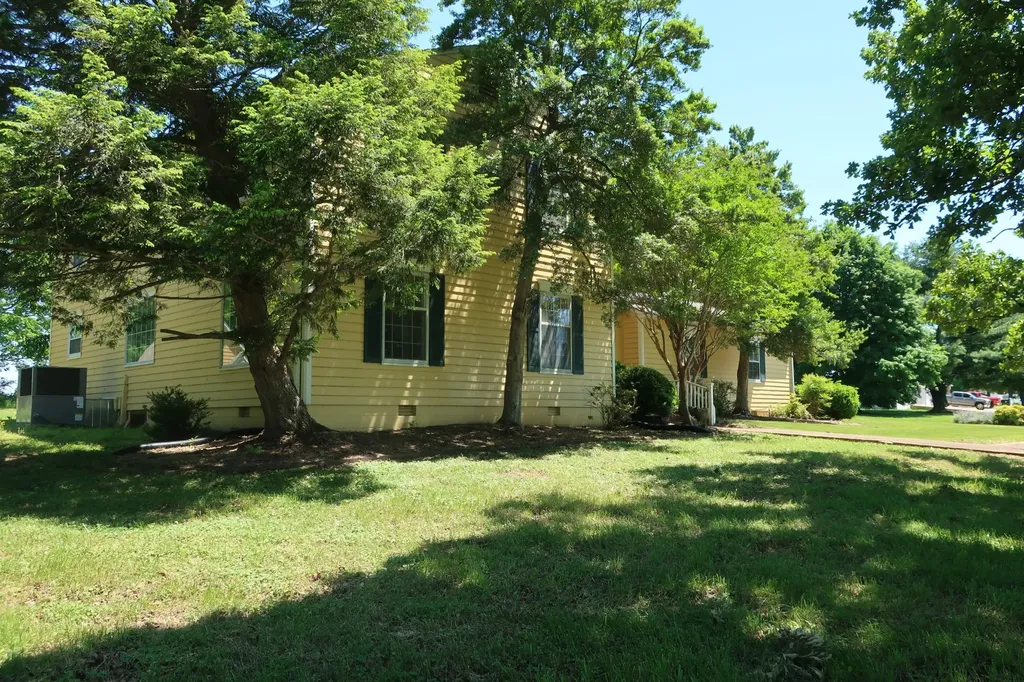 196 Hickory Lane Fulton KY 42041