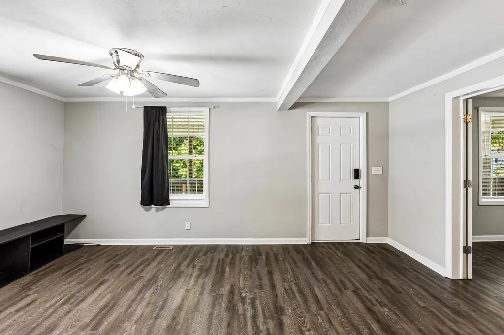 517 W 5th Street Columbia TN 38401