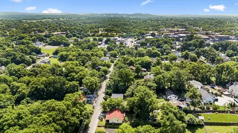 517 W 5th Street Columbia TN 38401