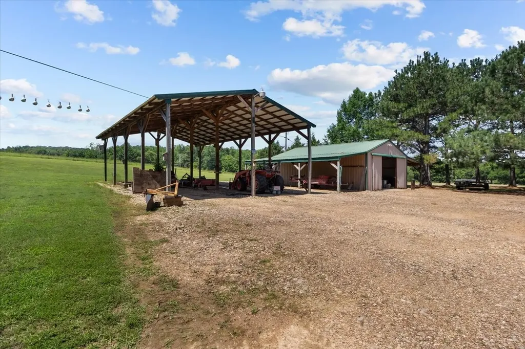 476 Gwin Cemetery Road Waverly TN 37185