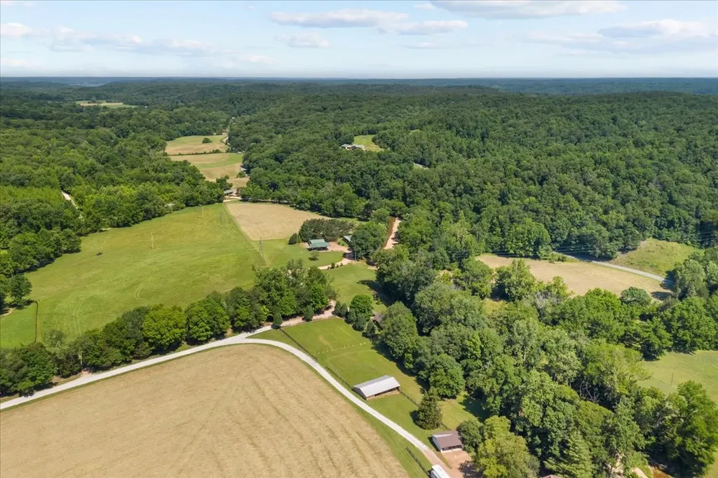 476 Gwin Cemetery Road Waverly TN 37185
