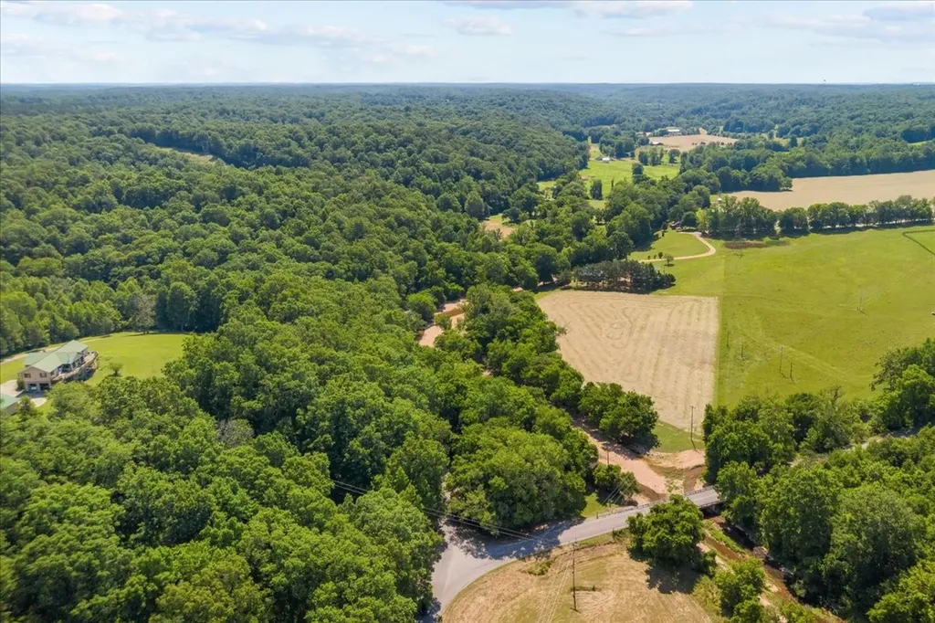 476 Gwin Cemetery Road Waverly TN 37185