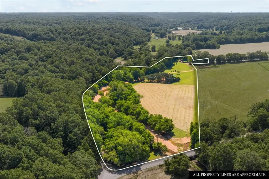 476 Gwin Cemetery Road Waverly TN 37185