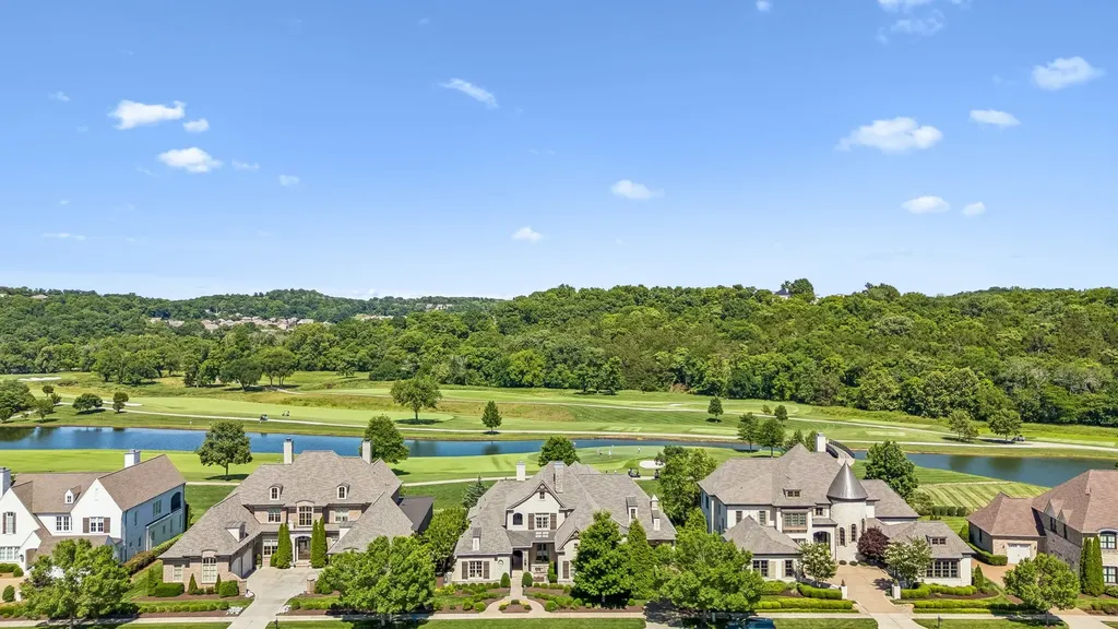 5089 Native Pony Trail College Grove TN 37046