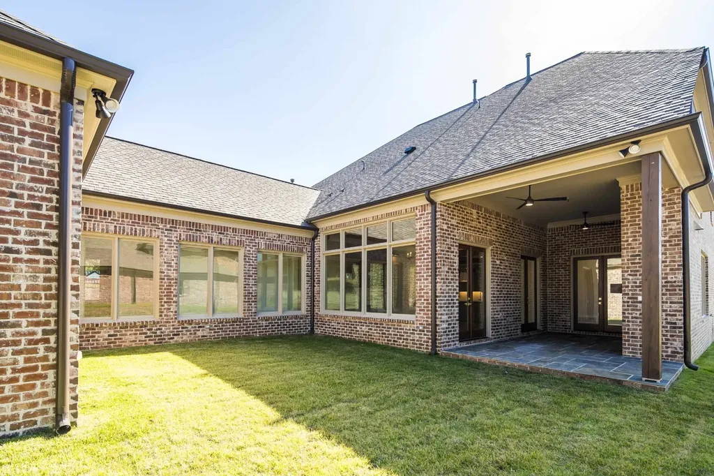 9136 Wilder Run Circle Germantown TN 38138