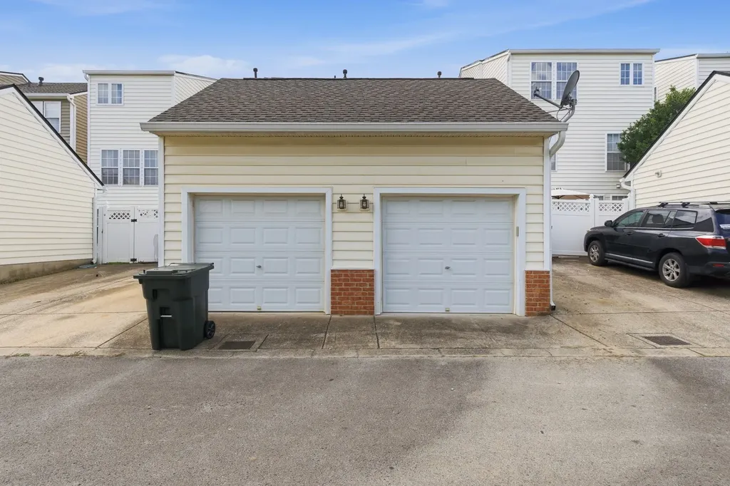 7329 Althorp Way Nashville TN 37211