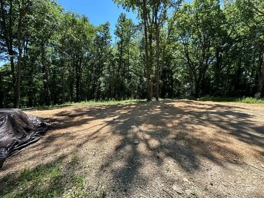 684 Eva Flatwoods Road Eva TN 38333