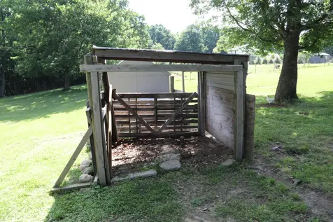 771 Long Mountain Road Mcminnville TN 37110