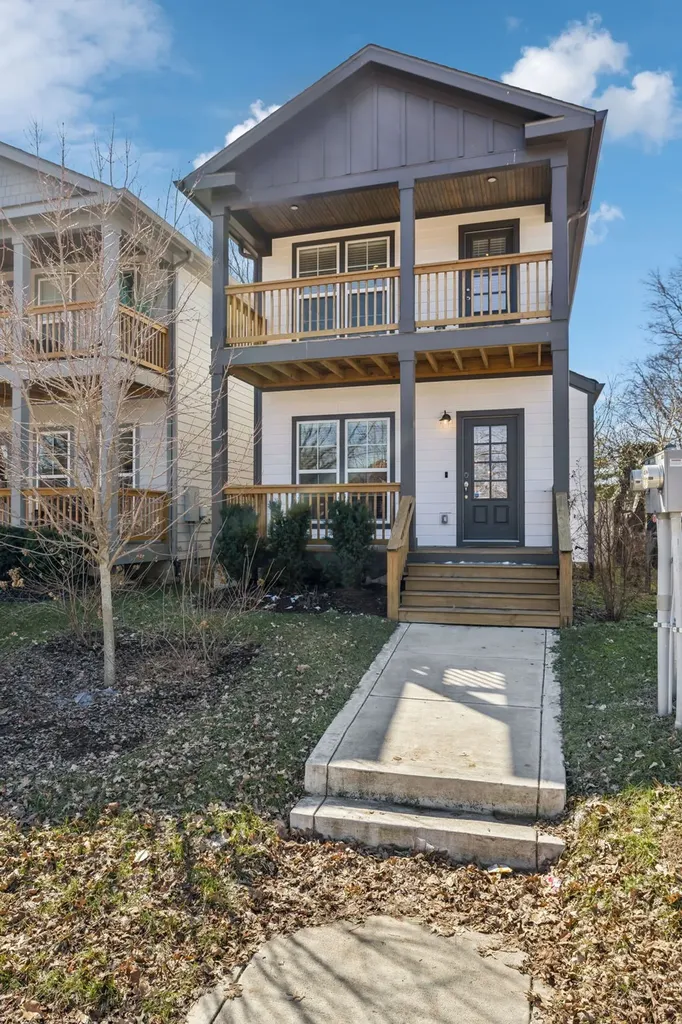 1609B 9th Ave, N Nashville TN 37208