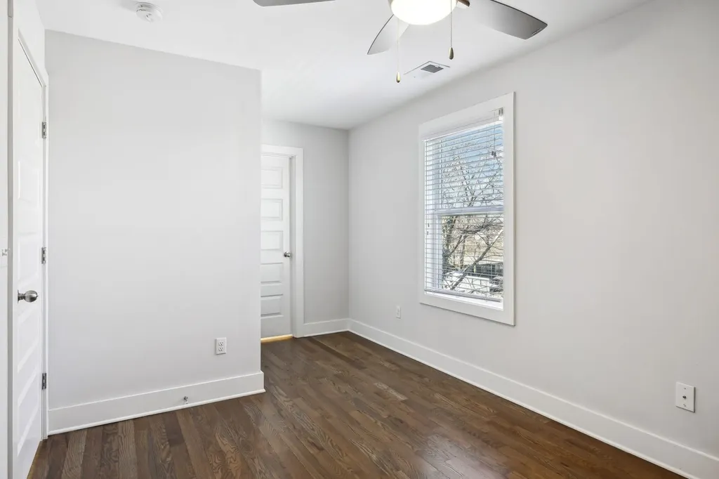 1609B 9th Ave, N Nashville TN 37208