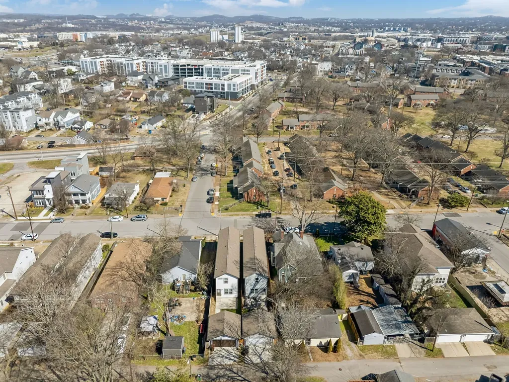 1609B 9th Ave, N Nashville TN 37208