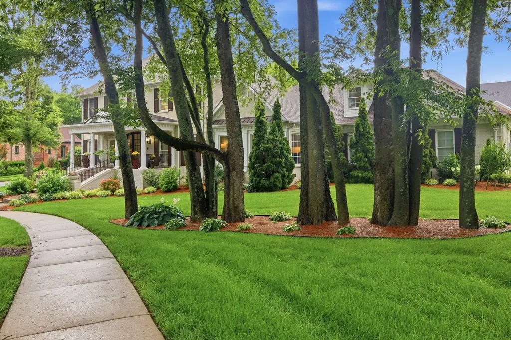 128 Deejay Drive Franklin TN 37064