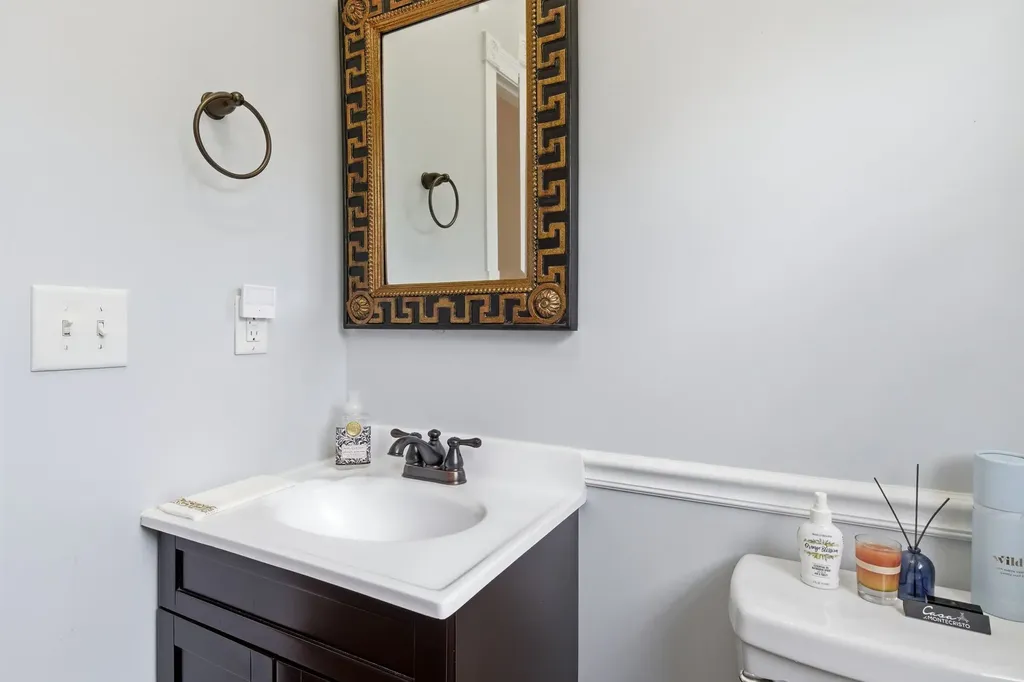 128 Deejay Drive Franklin TN 37064