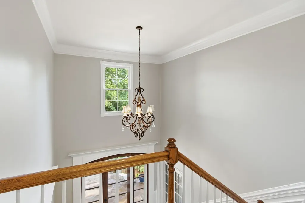 128 Deejay Drive Franklin TN 37064