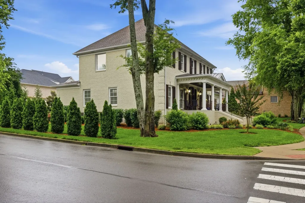 128 Deejay Drive Franklin TN 37064