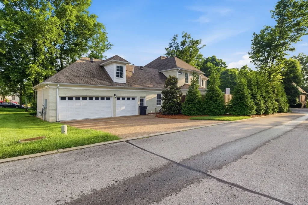 128 Deejay Drive Franklin TN 37064
