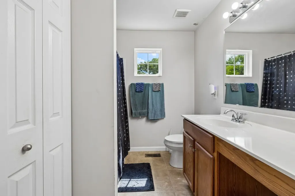5333 Ryan Allen Circle Whites Creek TN 37189