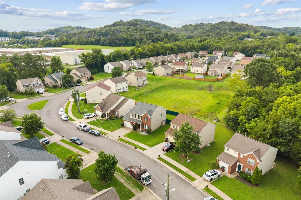 5333 Ryan Allen Circle Whites Creek TN 37189