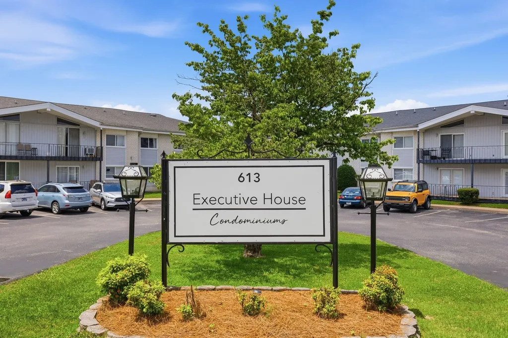 613 Hillsboro Road Franklin TN 37064