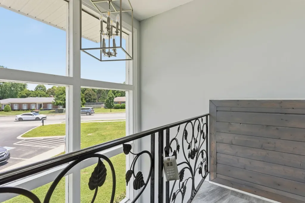 613 Hillsboro Road Franklin TN 37064