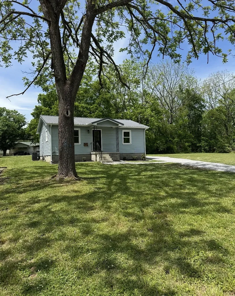 808 S Franklin Street Tullahoma TN 37388