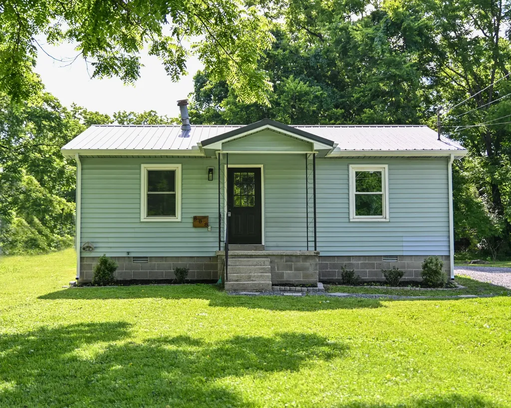 808 S Franklin Street Tullahoma TN 37388