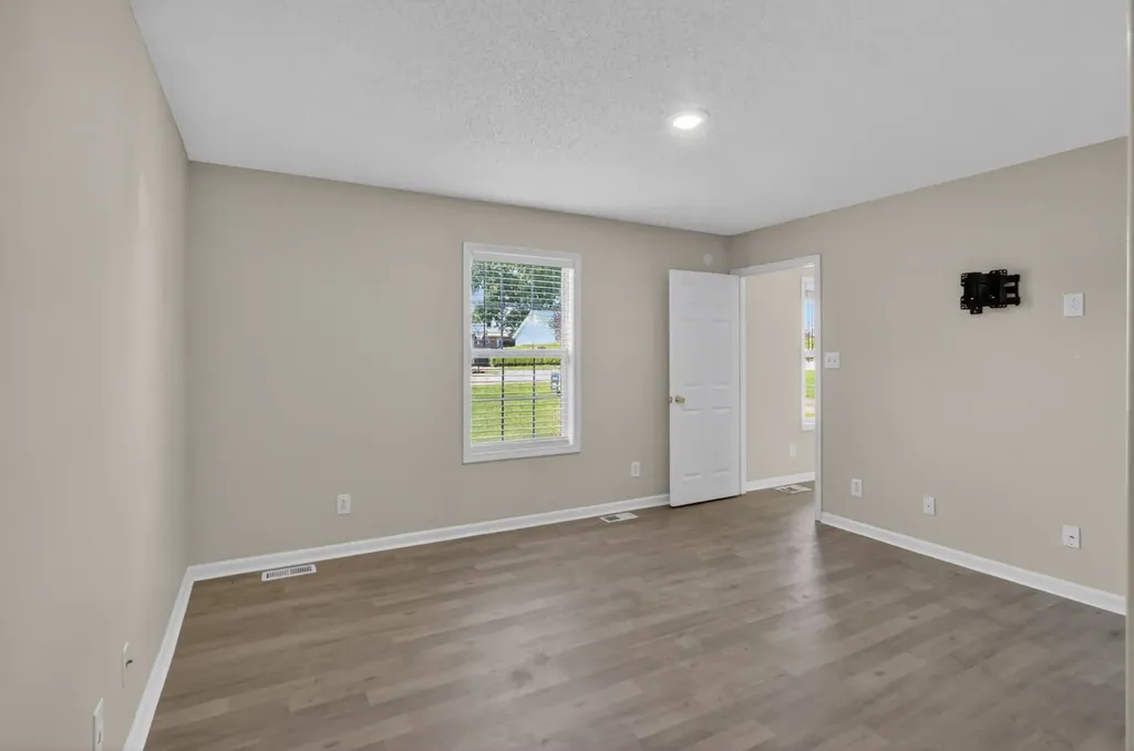 1009 Monica Drive Clarksville TN 37042