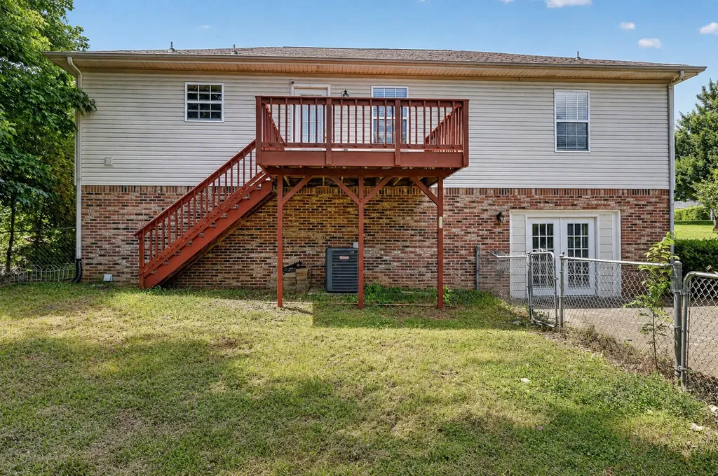 1009 Monica Drive Clarksville TN 37042