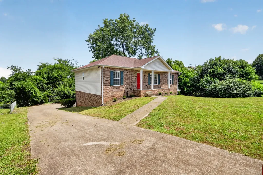 1009 Monica Drive Clarksville TN 37042