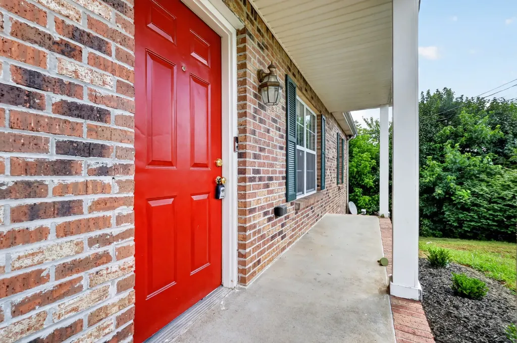 1009 Monica Drive Clarksville TN 37042