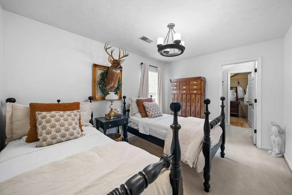 1215 Bark Ridge Circle Hopkinsville KY 42240