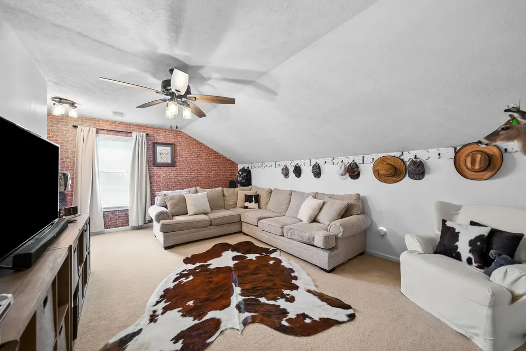 1215 Bark Ridge Circle Hopkinsville KY 42240