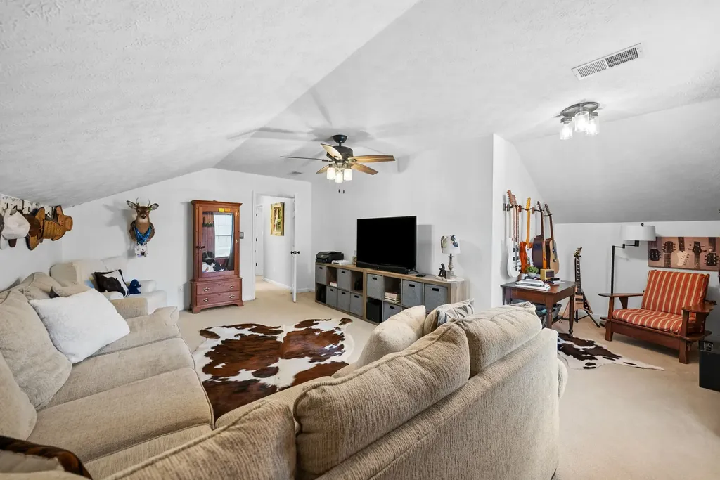 1215 Bark Ridge Circle Hopkinsville KY 42240