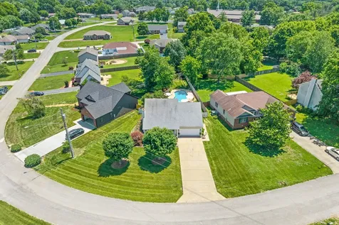 1215 Bark Ridge Circle Hopkinsville KY 42240