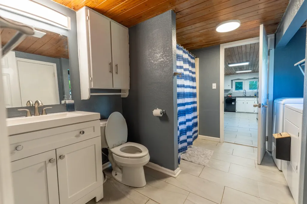 1568 Perry Street, SE Cleveland TN 37311