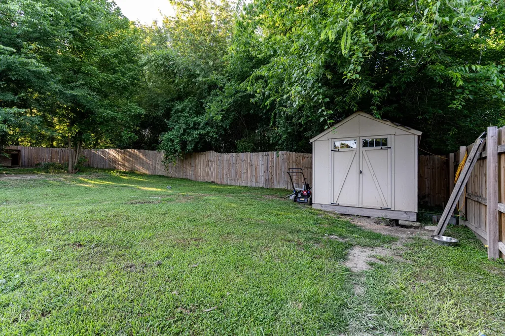 1568 Perry Street, SE Cleveland TN 37311