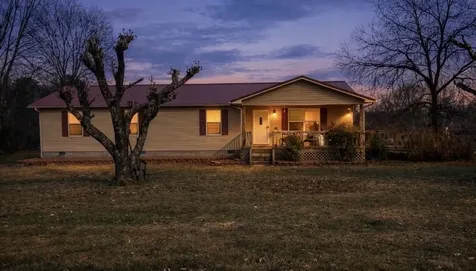 188 65th Avenue Palmer TN 37365