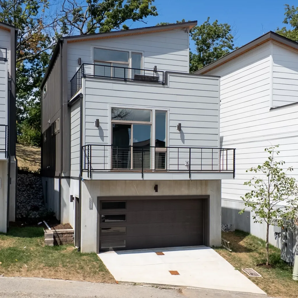 3021 Edwin Circle Nashville TN 37207